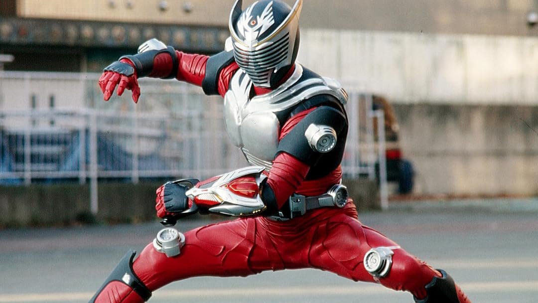 Kontradiktif Evolusi Manusia Dalam Dunia Kamen Rider